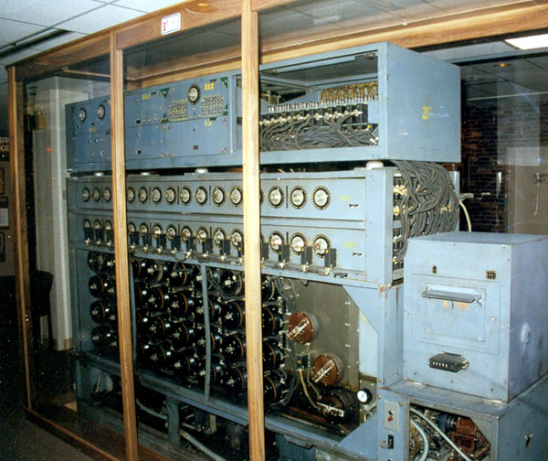 bombe_front_01.jpg