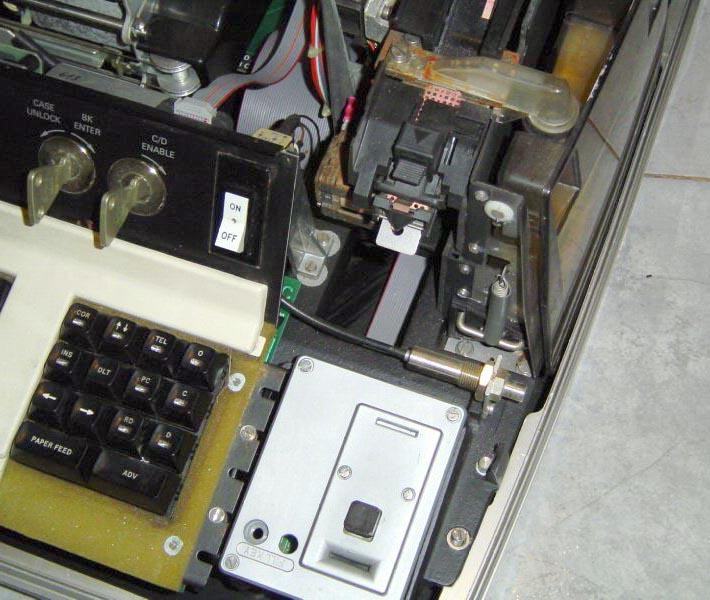 hc570_08.jpg