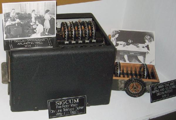 m228_sigcum.jpg