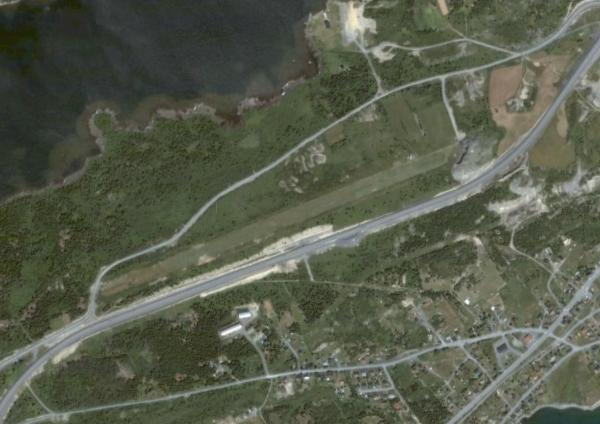 h_grace_airstrip_closeup.jpg