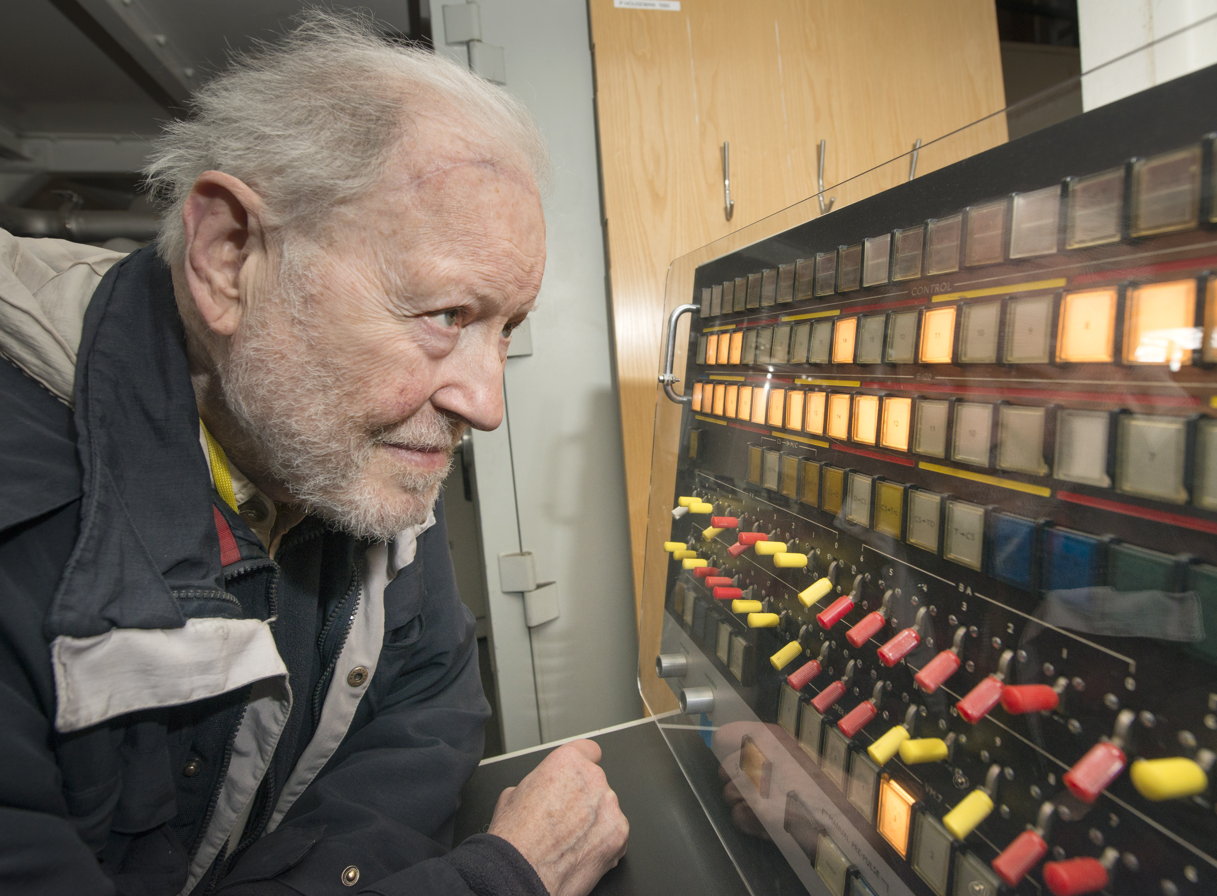 Tony Pritchett and the Atlas Console: 2016