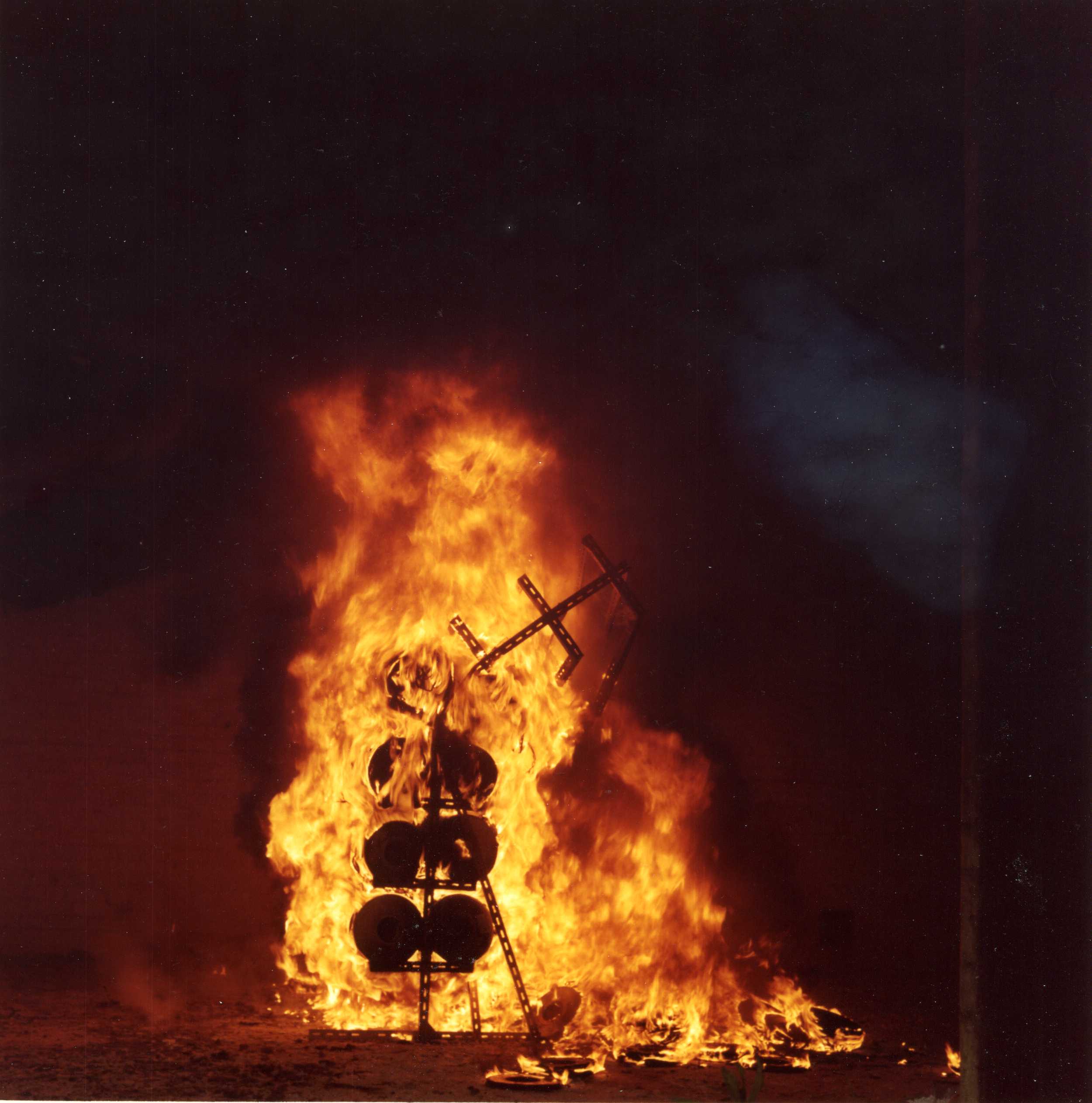 Photo 7: Frame Top  Collapses