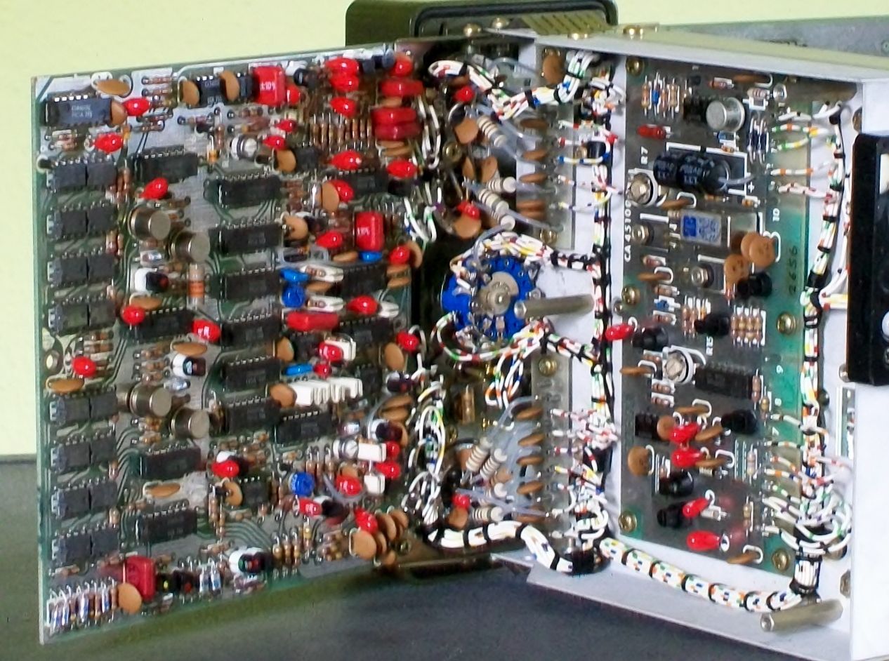 ma4204_02.jpg