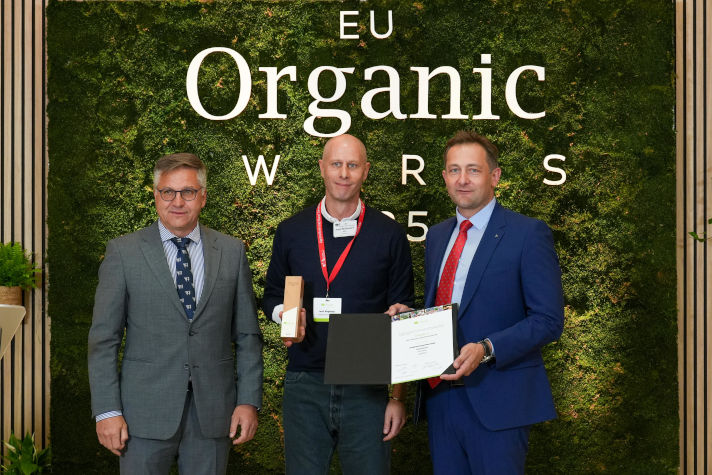 Commissioner for Agriculture and Food Christophe Hansen with Mr J. Weghaupt and Mr S. Tchoukanov