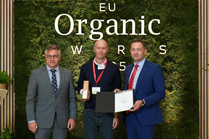 Commissioner for Agriculture and Food Christophe Hansen with Mr J. Weghaupt and Mr S. Tchoukanov