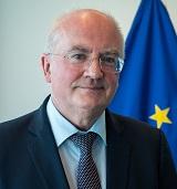 Portrait photo of James Sweeney