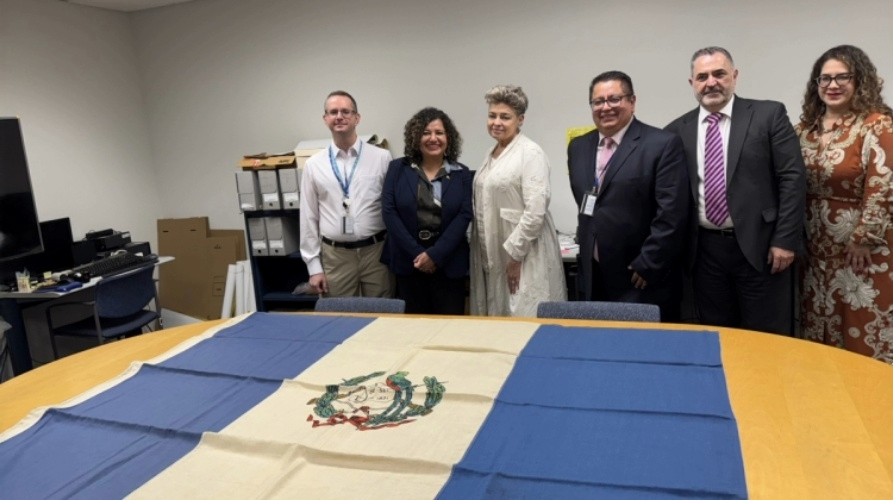 The First Lady of Guatemala with the ARMS Staff
