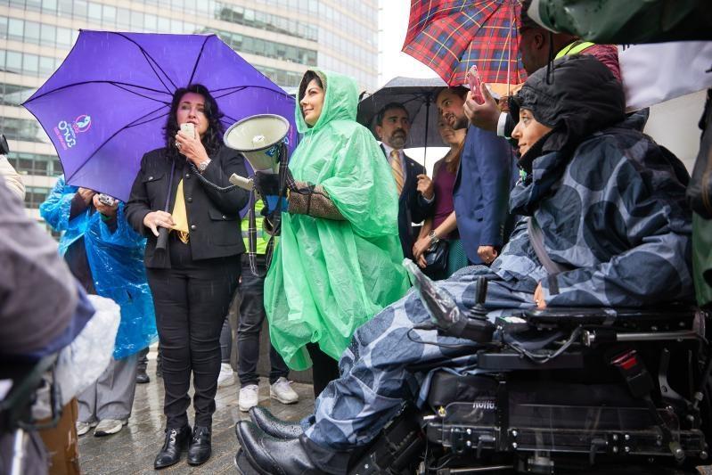 Handover of the list of demands by ENIL (European Network on Independent living) marchers