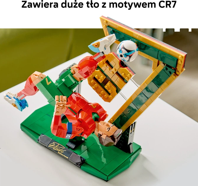 Zestaw klocków LEGO Editions Football Cristiano Ronaldo — piłkarska legenda 854 elementy (43016) - obraz 5
