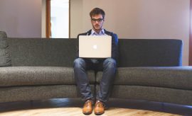 entrepreneur-593372_1920