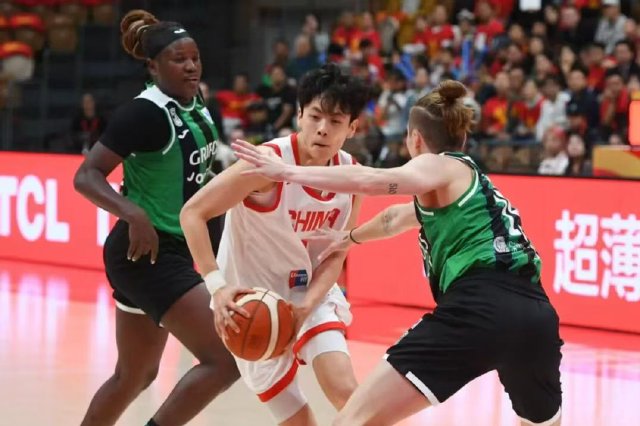 中国女篮在西安取得两连胜