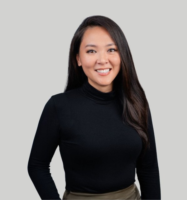 Janelle Teng Wade