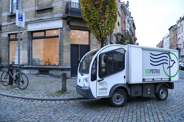 Zero-emission urban logistics