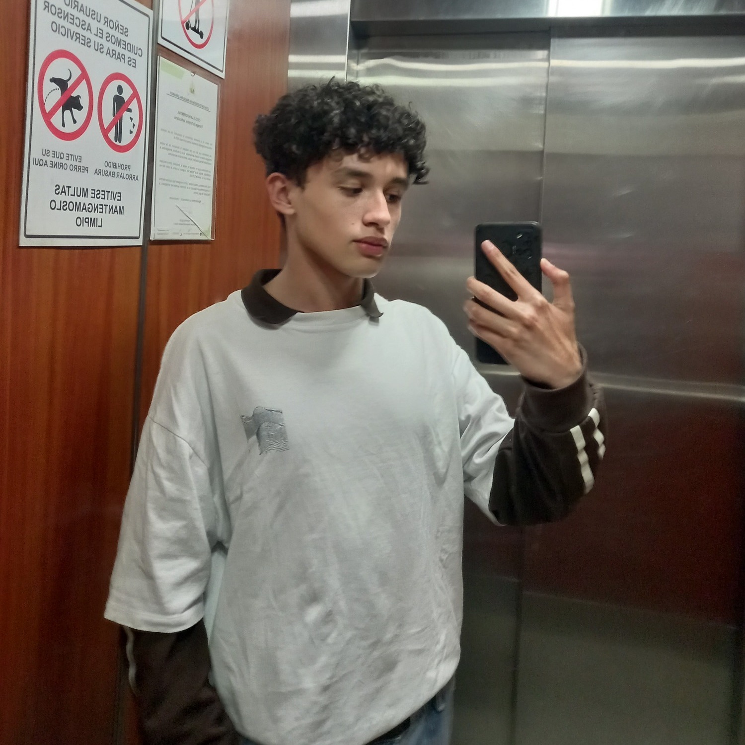 IsaacDevia's avatar