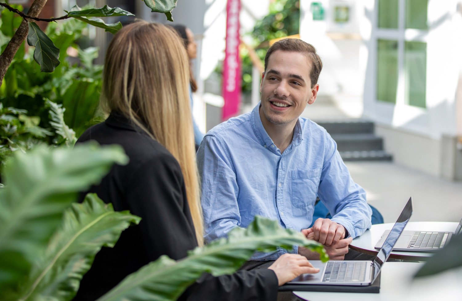 Julien läkarstudent porträtt