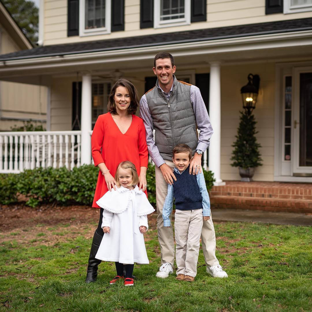 Chesson Hadley Avec Sa Femme Et Ses Enfants Fond d'écran