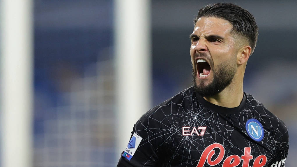 Lorenzo Insigne S.S.C. Napoli mod Bologna FC-berømmelse Wallpaper