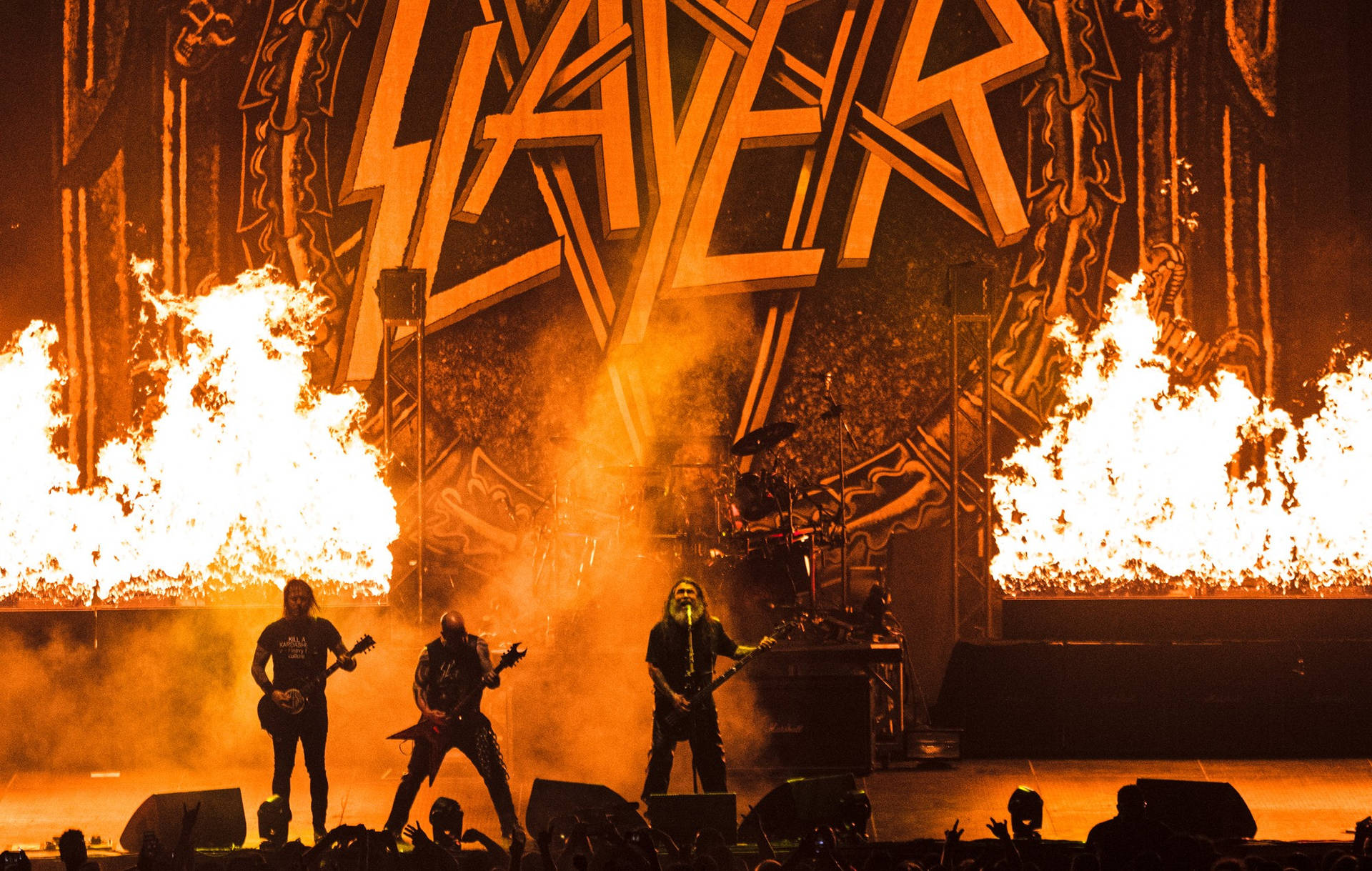 Slayer Bandmedlemmer I Koncert Wallpaper