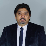 حسام الغمري