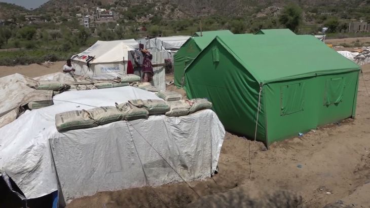 الجزيرة ترصد جانبا من معاناة النازحين غرب مدينة تعز