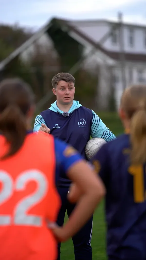 Conor Hanley Coaching ladies football team