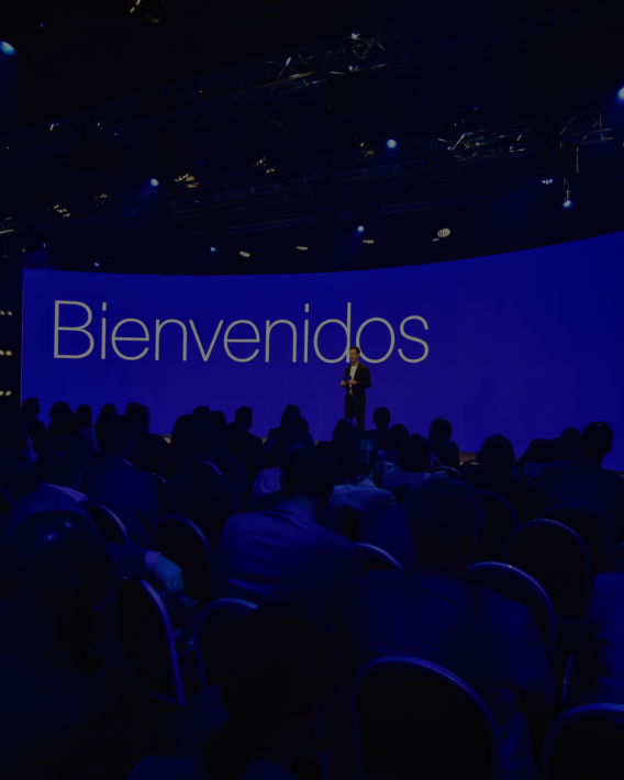 immersive conference environment with audiovisual production in Buenos Aires