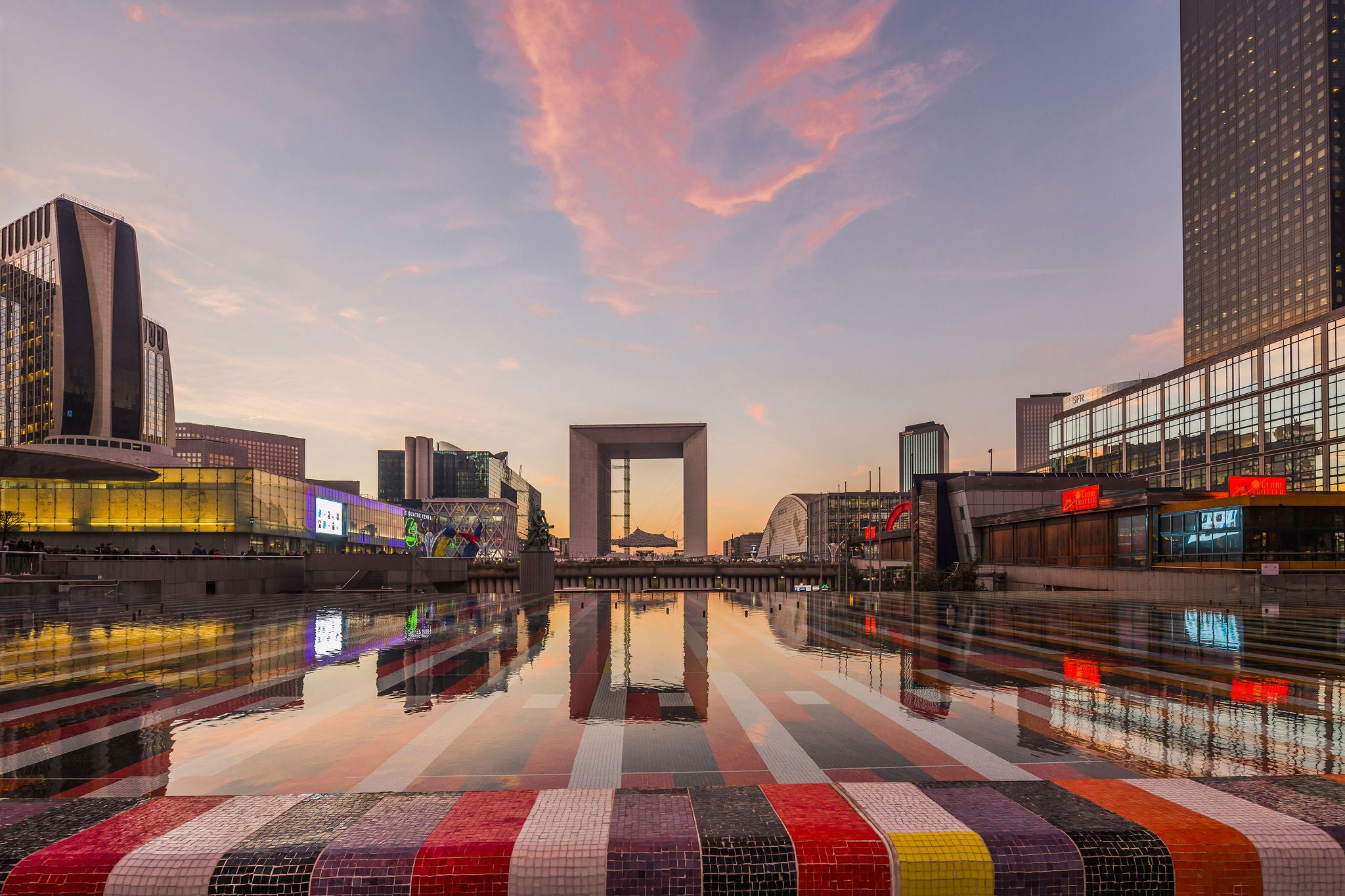 La Defense, the monumental fountain by Yaacov Agam