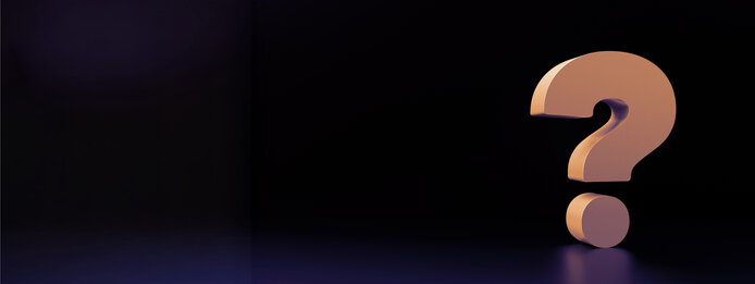 Pastellrosa Fragezeichen auf dunkelviolettem Hintergrund