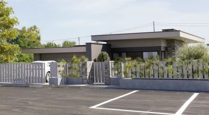 Casale 5 locali di 190 m² in Castiglione delle Stiviere (46043)