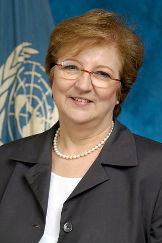 Portrait of Louise Fréchette, former United Nations Deputy Secretary-General