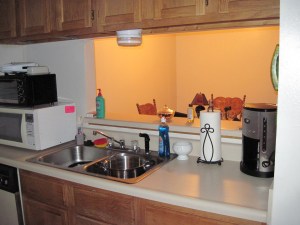 IMG_0173 More of the Kitchen, where I make yummy food :)