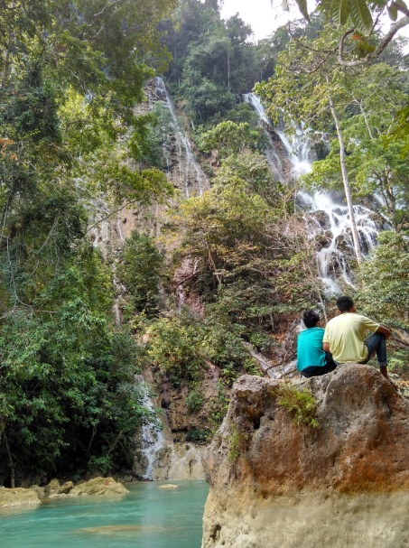 air terjun lapopu13