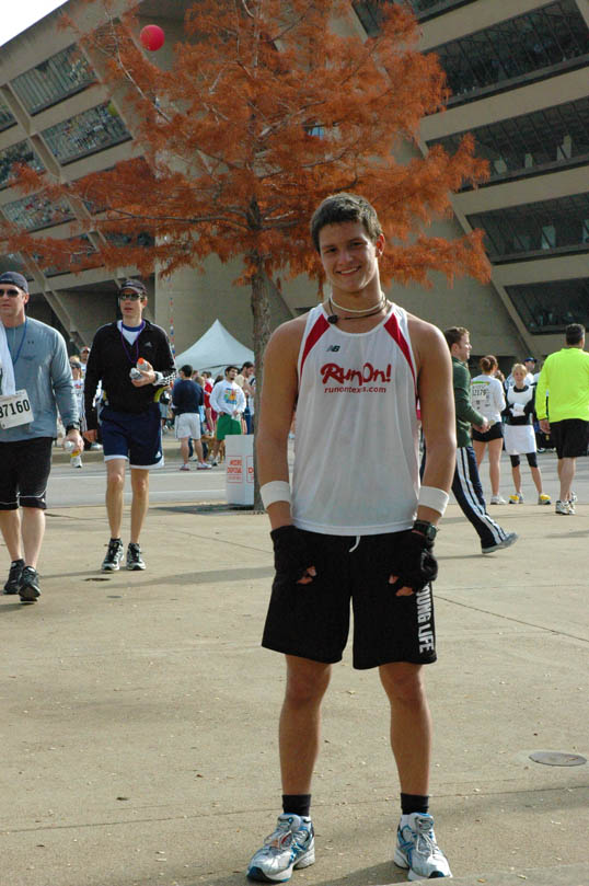Lee at the Turkey Trot, Downtown Dallas, 2008