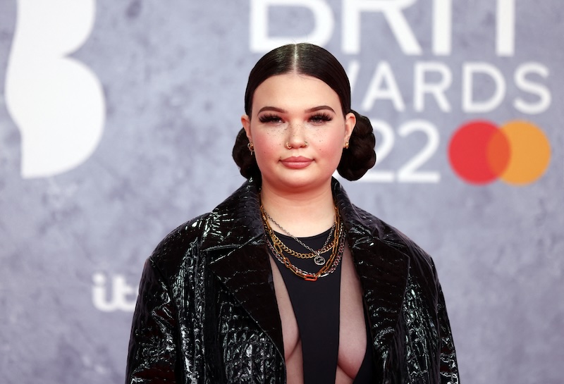Lola Young Says She’s “Okay Now” After Collapsing Onstage At All Things Go Festival
