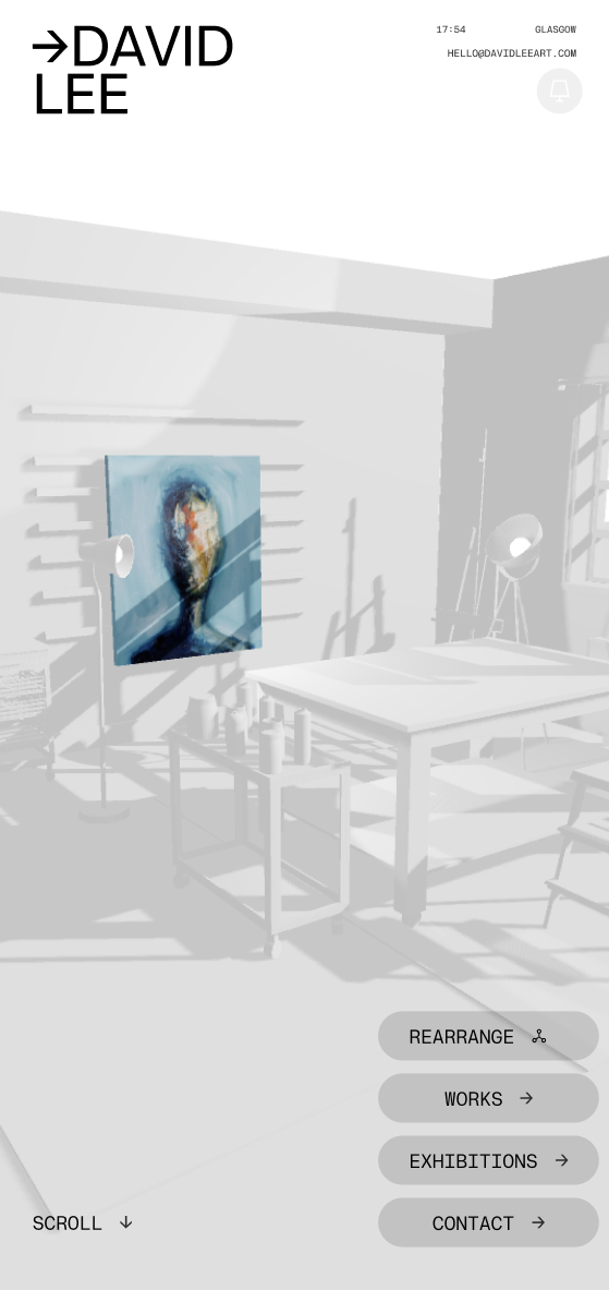 Minimalist art studio with a painting of an abstract face on the wall, two standing lamps, a central worktable, and menu buttons for works, exhibitions, and contact.