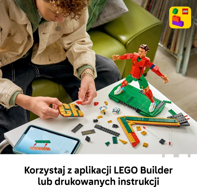 Zestaw klocków LEGO Editions Football Cristiano Ronaldo — piłkarska legenda 854 elementy (43016) - Zdjęcie 8 Zestaw klocków LEGO Editions Football Cristiano Ronaldo — piłkarska legenda 854 elementy (43016) - obraz 8