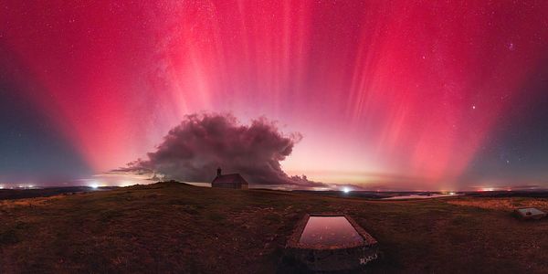Aurores boréales au Mont Saint-Michel de Brasparts