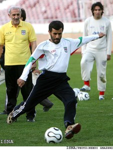 ahmadinejad_soccer