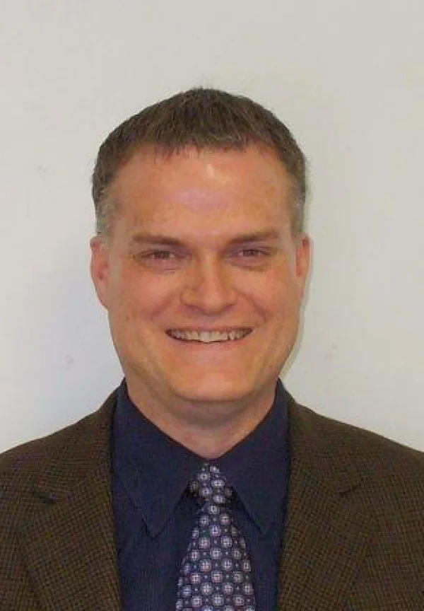 Dr. Darren Dahl
