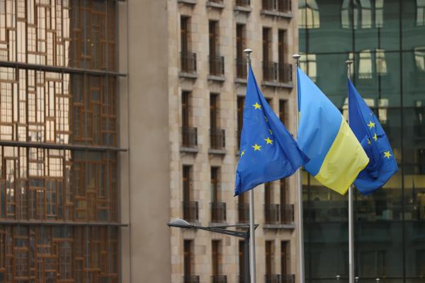EU and Ukraine flags