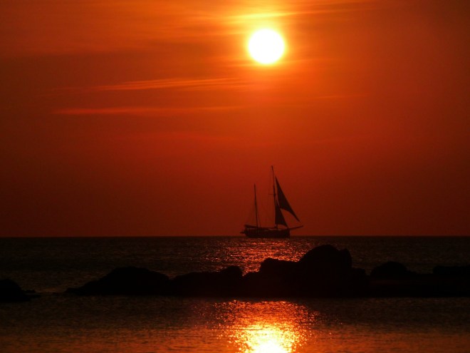 sailing-ship-384677_1280