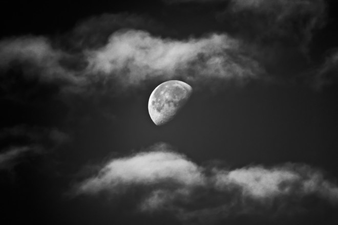 moon-970542_1920