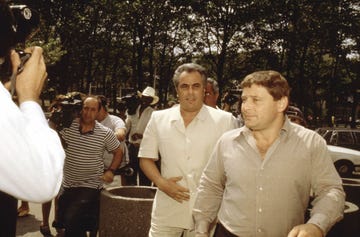 John Gotti Enters Brooklyn Courthouse john gotti enters brooklyn courthouse