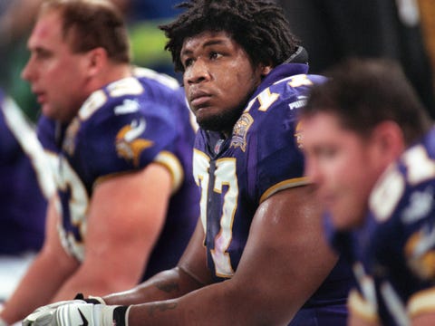 GENERAL INFORMATION: Korey Stringer photos from the 2000 season
IN THIS PHOTO: Minnesota Viking right tackle Korey Stringer, center, sits on the bench with teammate Corbin Lacina, left, during a game against the New Orleans Saints at the Metrodome in Jan general information korey stringer photos from the 2000 season in this photo minnesota viking right tackle korey stringer, center, sits on the bench with teammate corbin lacina, left, during a game against the new orleans saints at the metrodome in jan