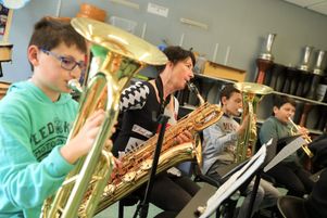 De la chorale à l’orchestre, il y a un pas énorme à franchir.