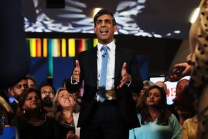 Le premier ministre britannique Rishi Sunak parle au Musée national de l’armée, à Londres, le 2 juillet 2024.