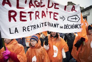 Manifestation contre la réforme des retraites à Poitiers (Illustration). Les partenaires sociaux, dont la CFDT, ont décidé jeudi 20 mars 2025 de continuer la concertation visant à améliorer la réforme des retraites.