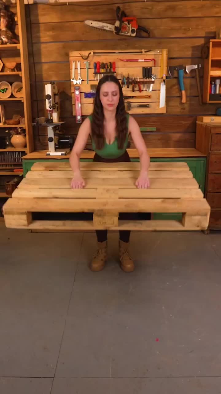 Ultimate pallet hack for a neat & tidy workshop 💡🪚  #pallethack #workshoporganization #diyprojects #homeimprovement #craftingideas