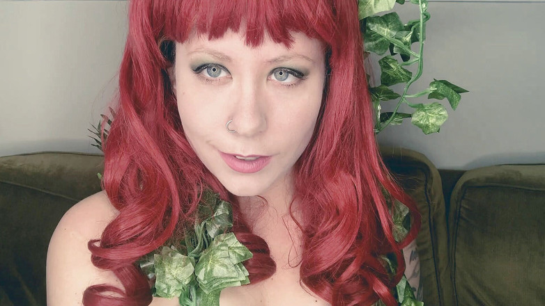 Deanna deadly: Ivys stuzzica e bacio velenoso per un supereroe pov