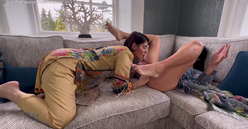 Aaliyah Yasin: Divorced Bhabi Seduces Aaliyah Yasin During Ramadan